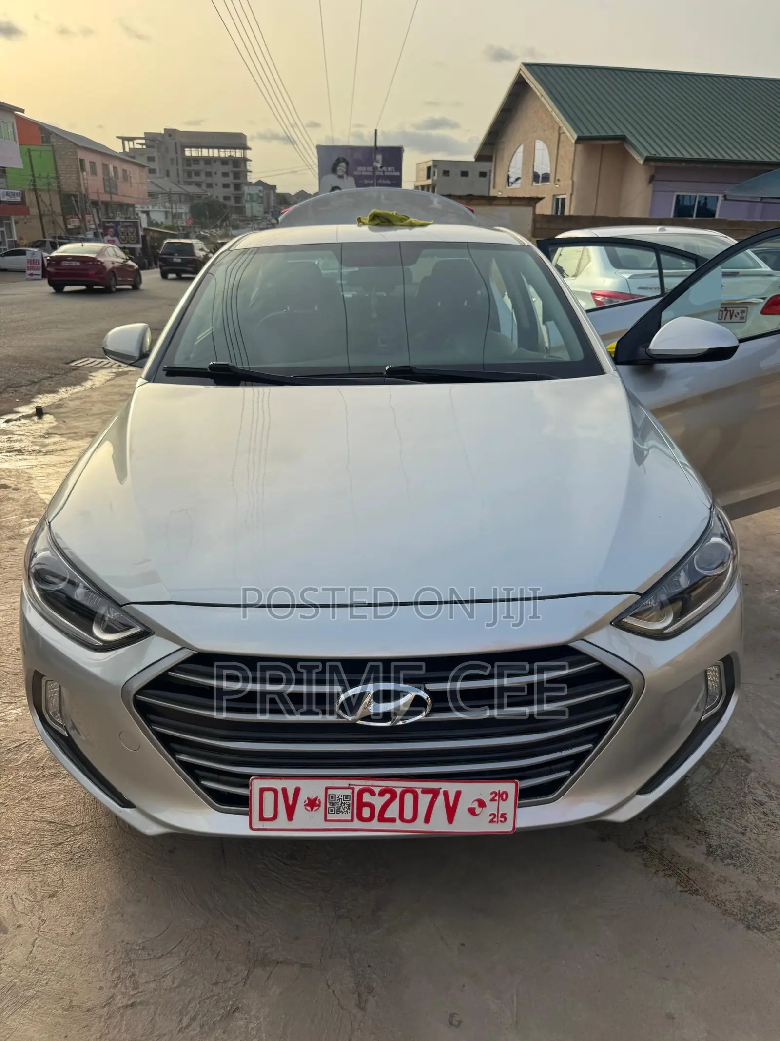 Hyundai Elantra 2018 Silver