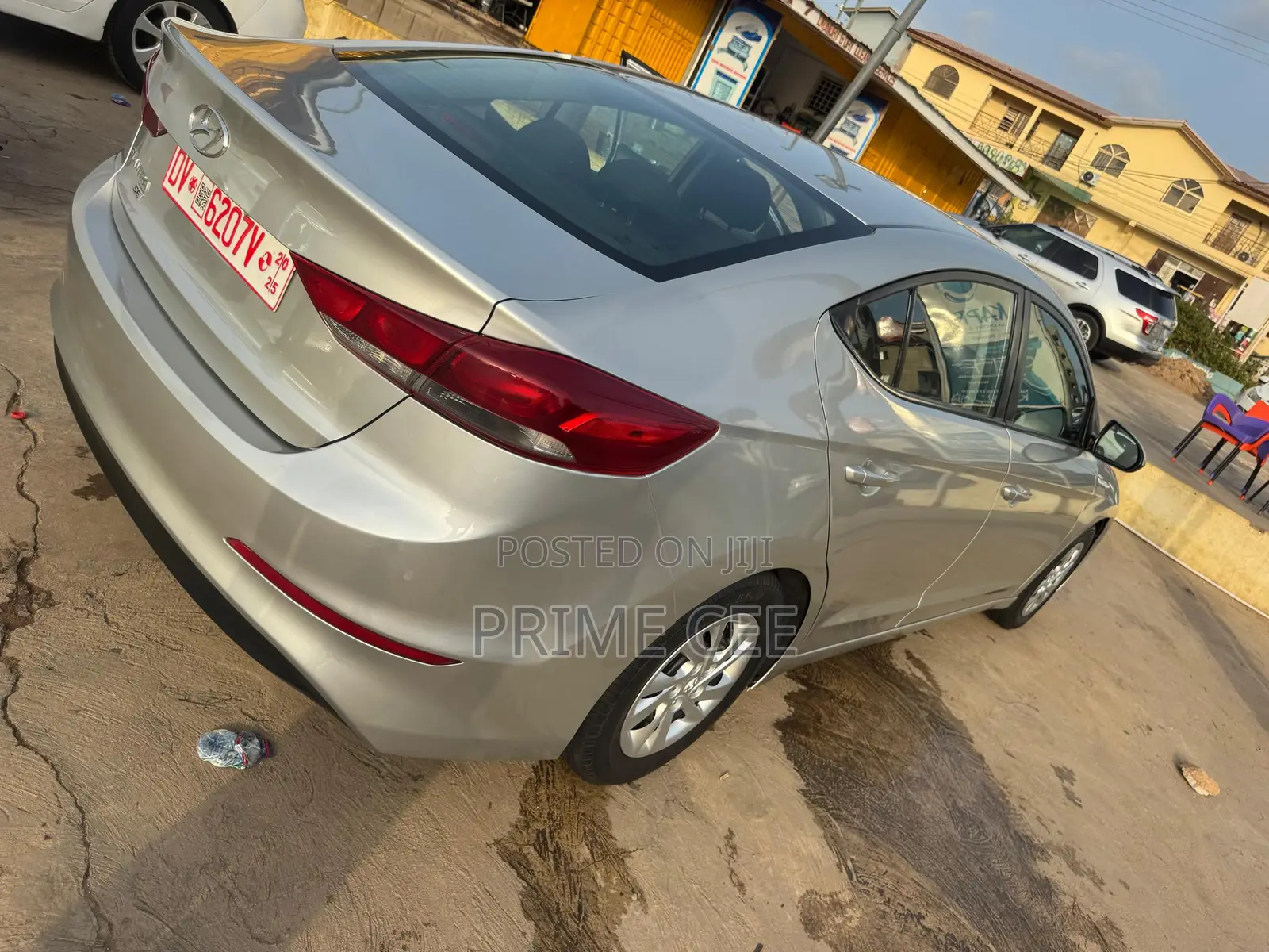 Hyundai Elantra 2018 Silver