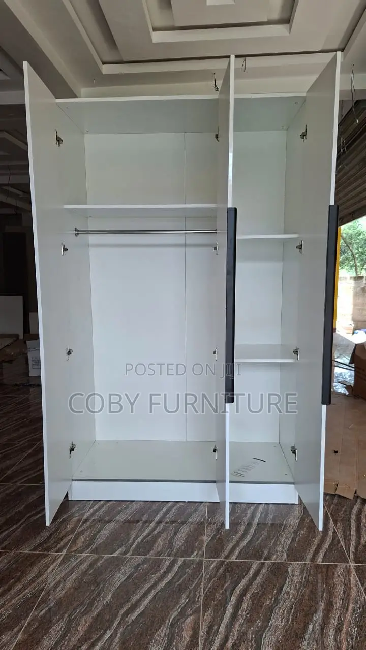 Wardrobe (Foreign Type)