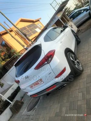 Hyundai Tucson Limited AWD 2018 White