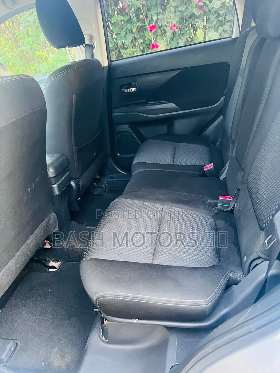 Mitsubishi Outlander 2018 Silver