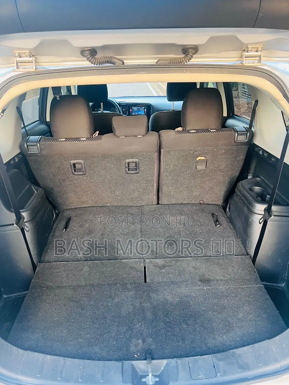 Mitsubishi Outlander 2018 Silver