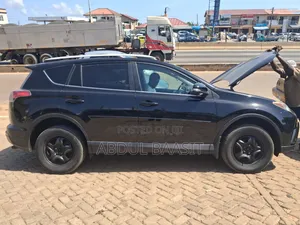 Toyota RAV4 LE AWD (2.5L 4cyl 6A) 2017 Black