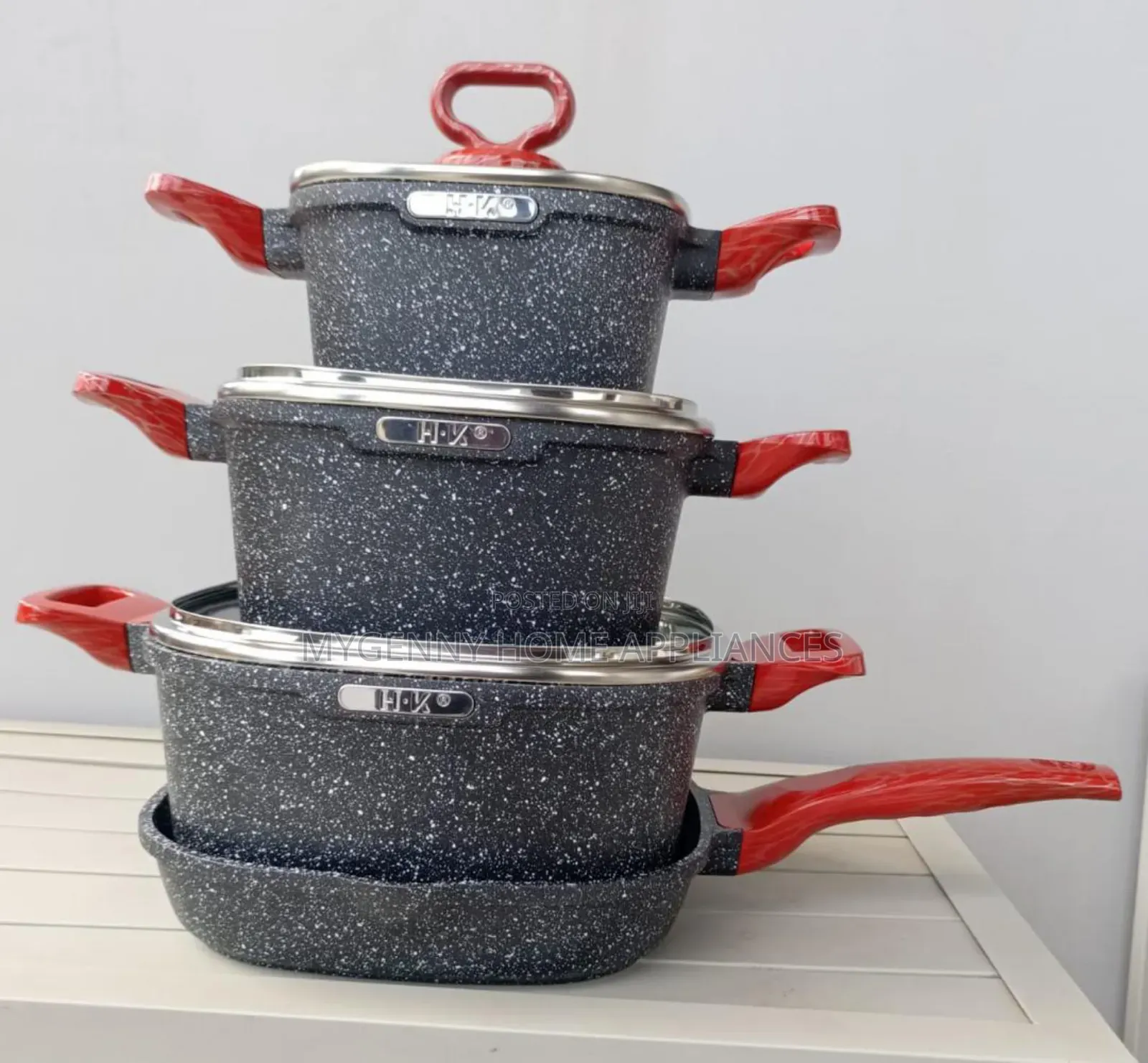 7 Pieces Non Stick Cookware Set