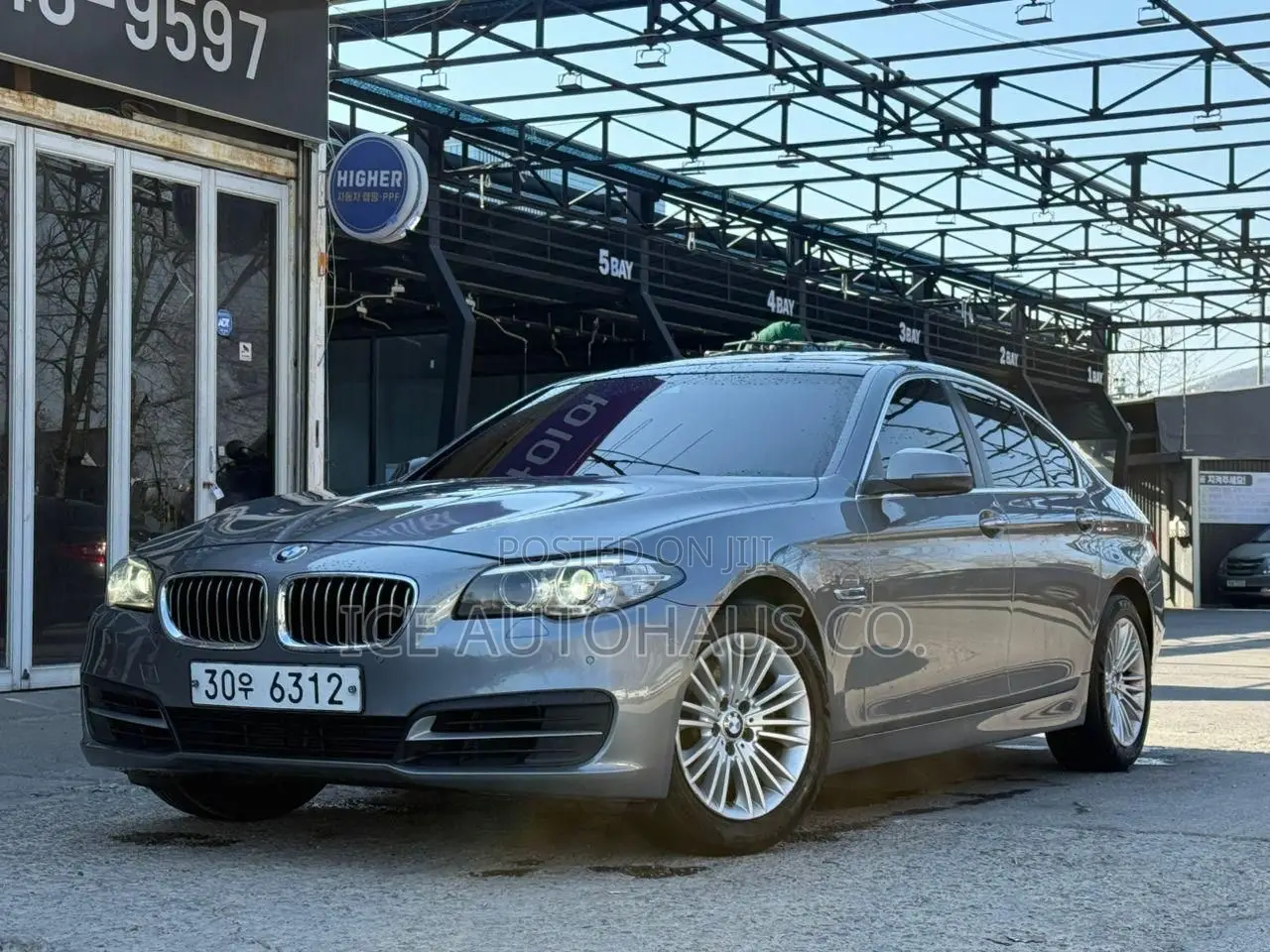 BMW 520i 2014 Gray