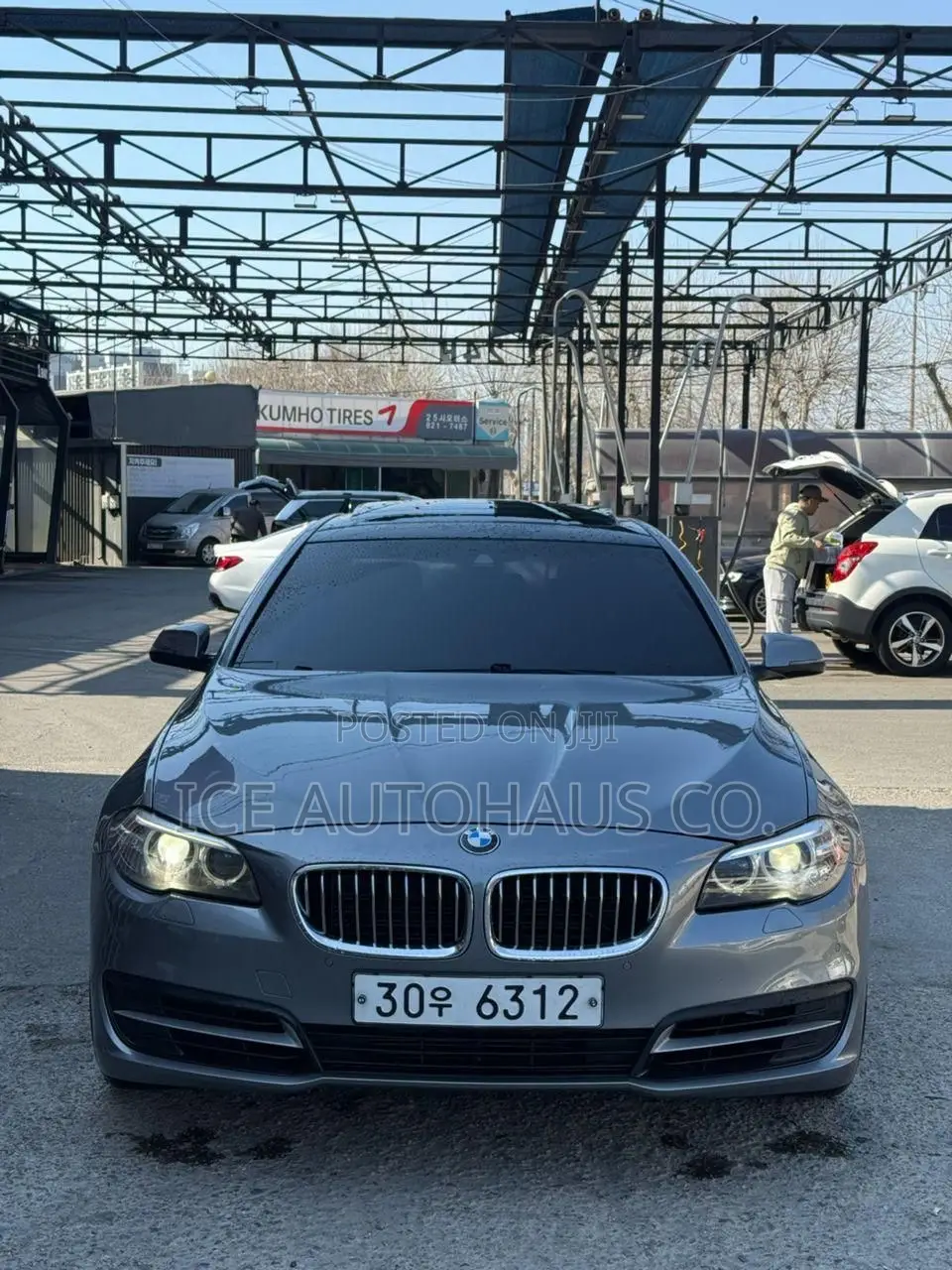 BMW 520i 2014 Gray