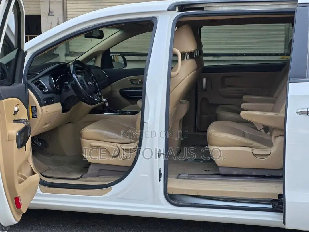 Kia Carnival 2020 White