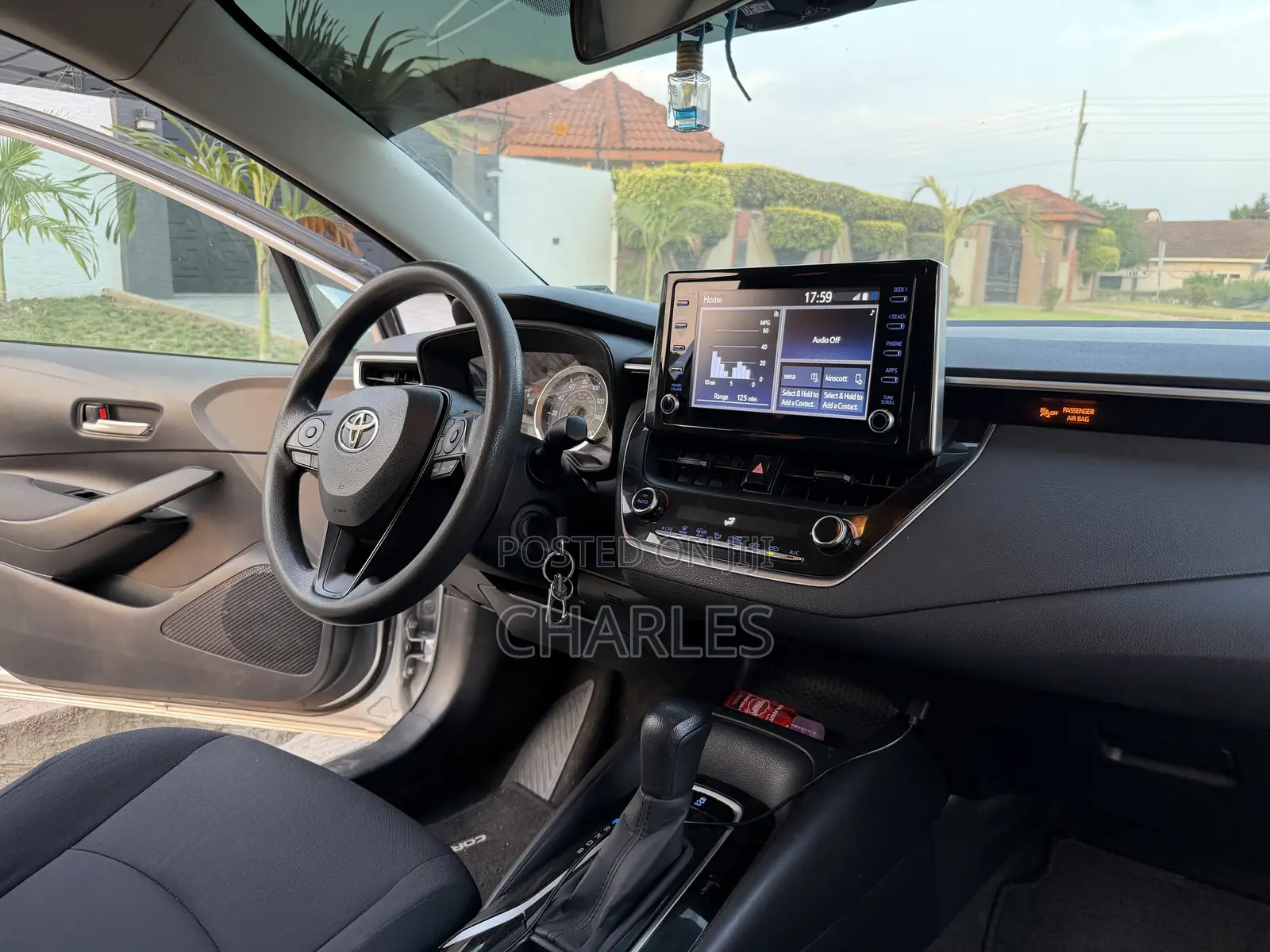 Toyota Corolla LE 2020 Gray
