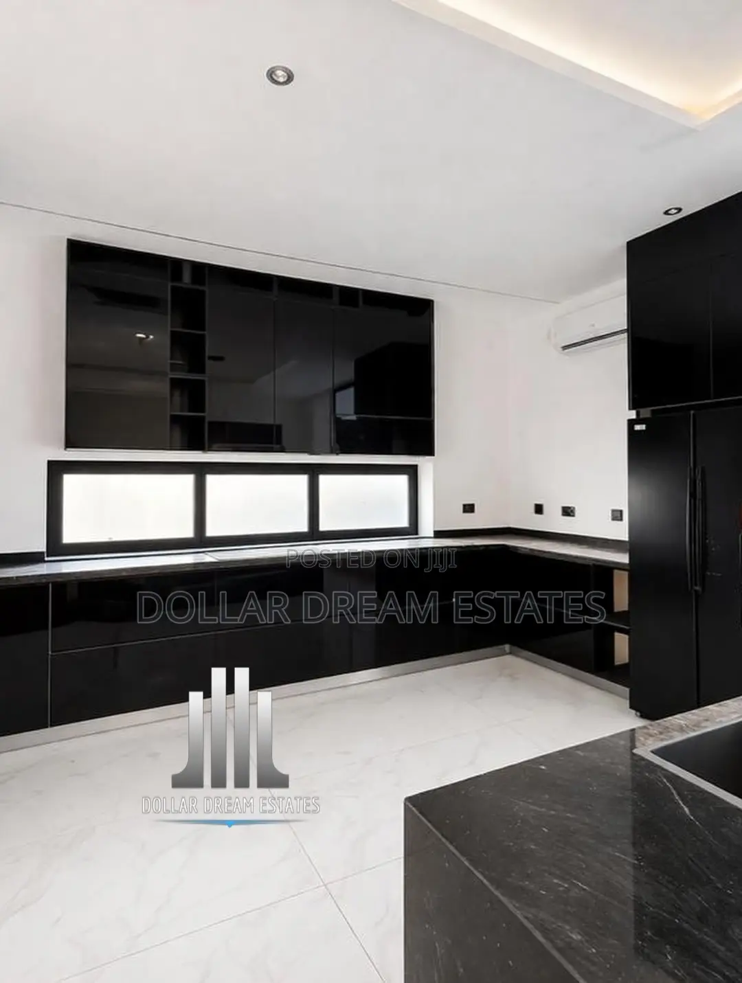 6bdrm House in Adjiriganor for sale