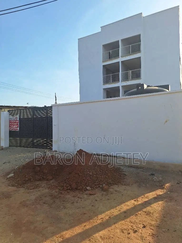 2bdrm Apartment in Tsuibleoo, Accra Metropolitan for rent