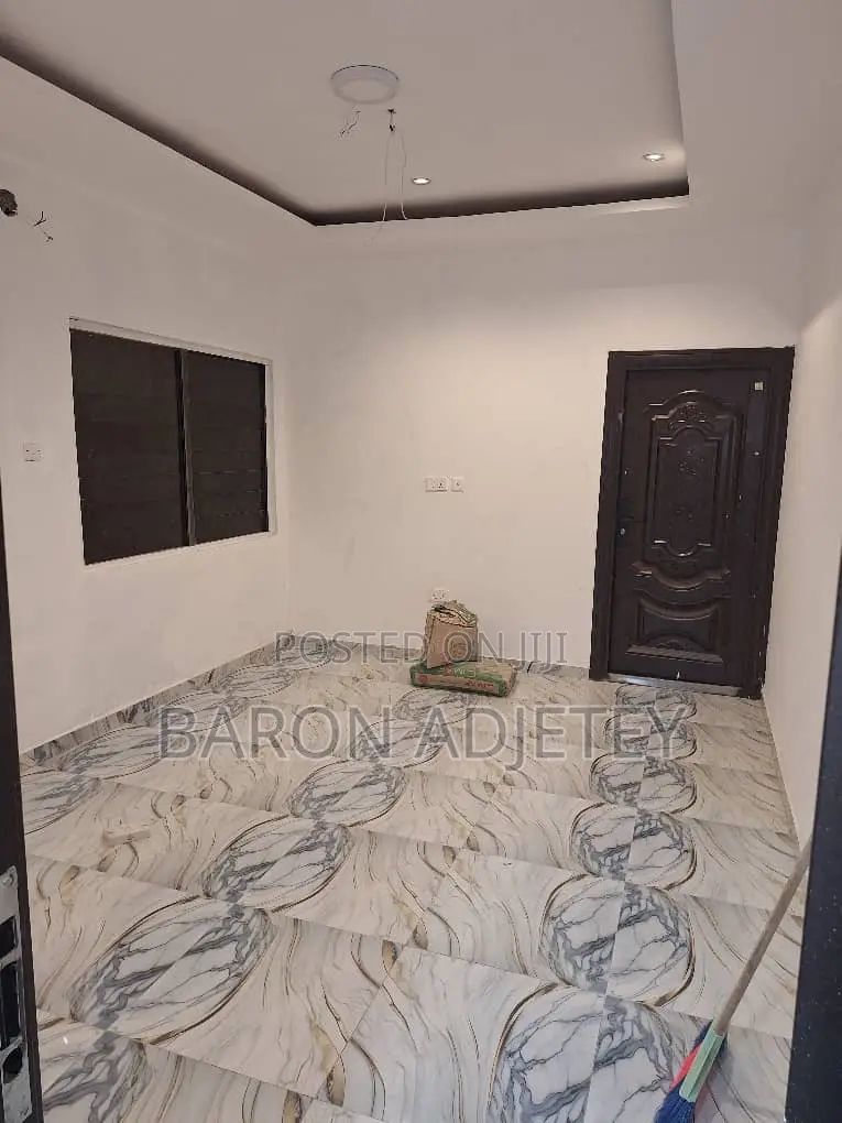 2bdrm Apartment in Tsuibleoo, Accra Metropolitan for rent