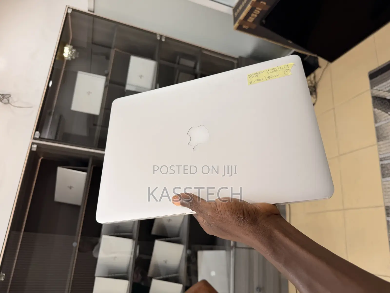 Laptop Apple MacBook Pro 2015 16GB Intel Core i7 SSD 256GB