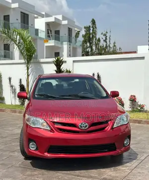 Toyota Corolla LE 4dr Sedan (1.8L 4cyl 4A) 2013 Red