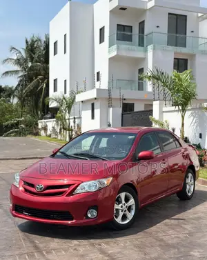 Toyota Corolla LE 4dr Sedan (1.8L 4cyl 4A) 2013 Red