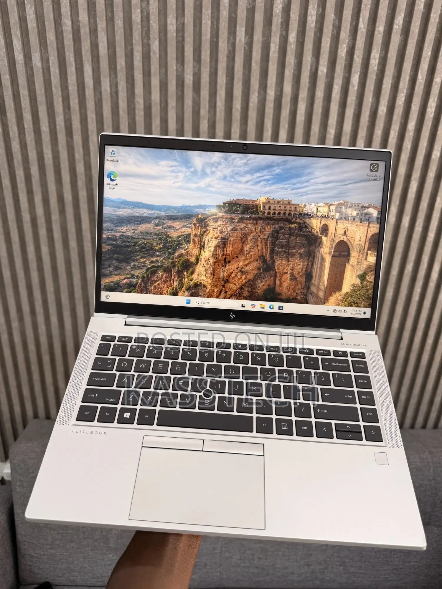 Laptop HP EliteBook 845 G8 8GB AMD Ryzen 5 SSD 256GB