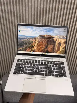 Laptop HP EliteBook 845 G8 8GB AMD Ryzen 5 SSD 256GB