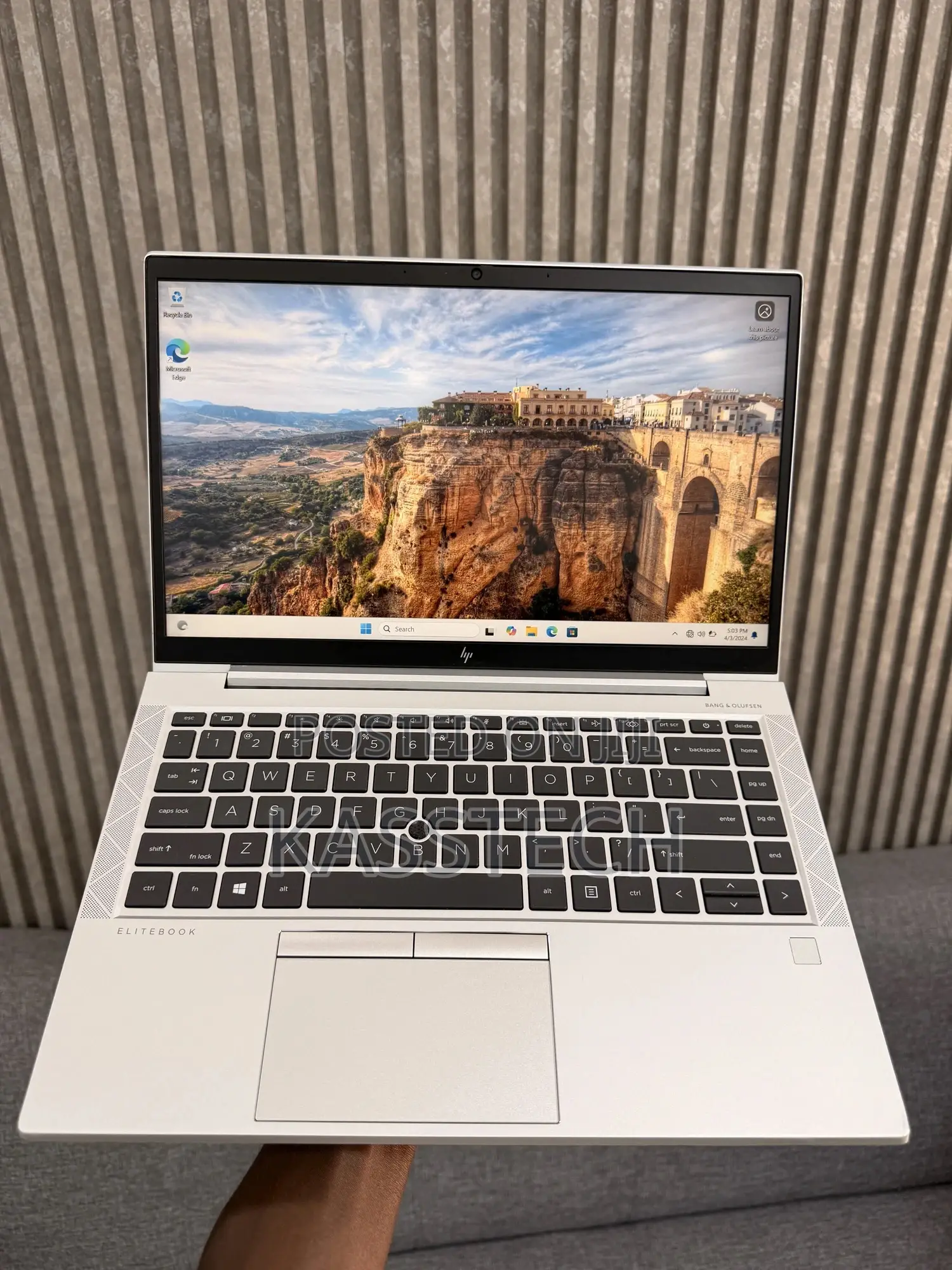 Laptop HP EliteBook 845 G8 8GB AMD Ryzen 5 SSD 256GB