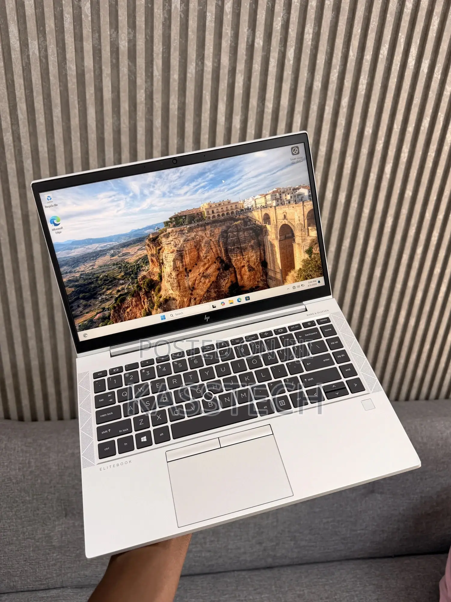 Laptop HP EliteBook 845 G8 8GB AMD Ryzen 5 SSD 256GB
