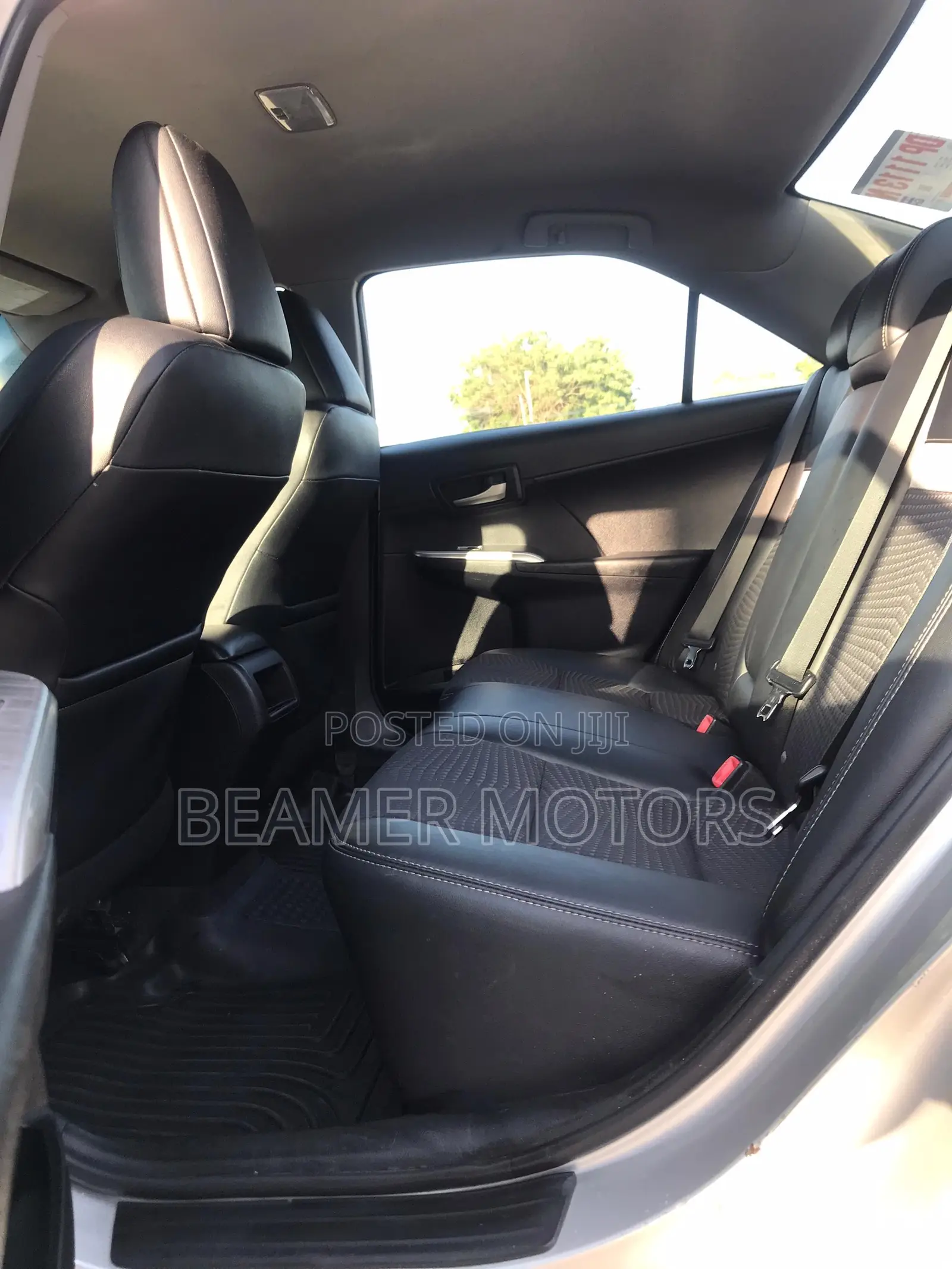 Toyota Camry SE 4dr Sedan (2.5L 4cyl 6A) 2012 Silver