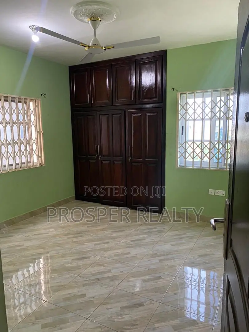 2bdrm Apartment in Lashibi, Tema Metropolitan for rent