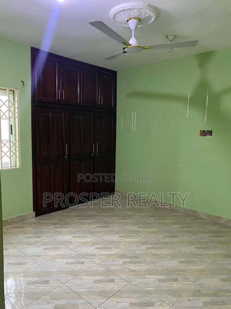 2bdrm Apartment in Lashibi, Tema Metropolitan for rent