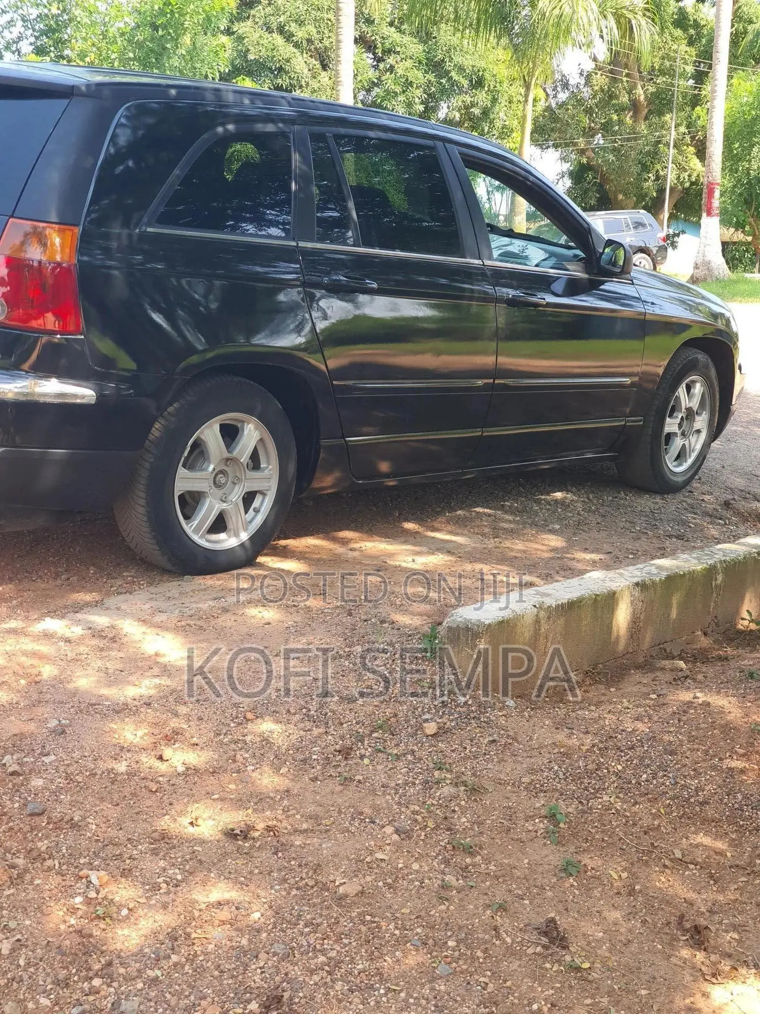 Chrysler Pacifica 2004 Black