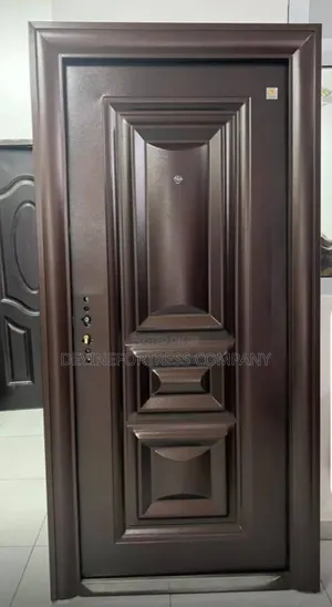 Paladin Rough Brown Door (( Have DFF Desigs and Colors))
