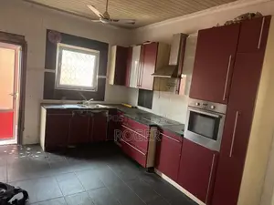 4bdrm House in Achimota Mile 7 for rent