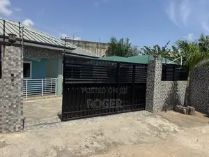 3bdrm House in Achimota Mile 7 for rent