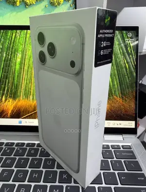 New Apple iPhone 17 Pro Max 1 TB Silver