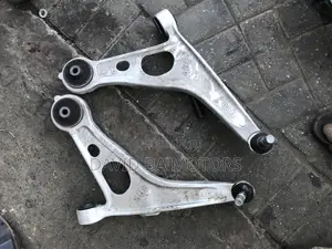 Mitsubishi Outlander 2023 Lower