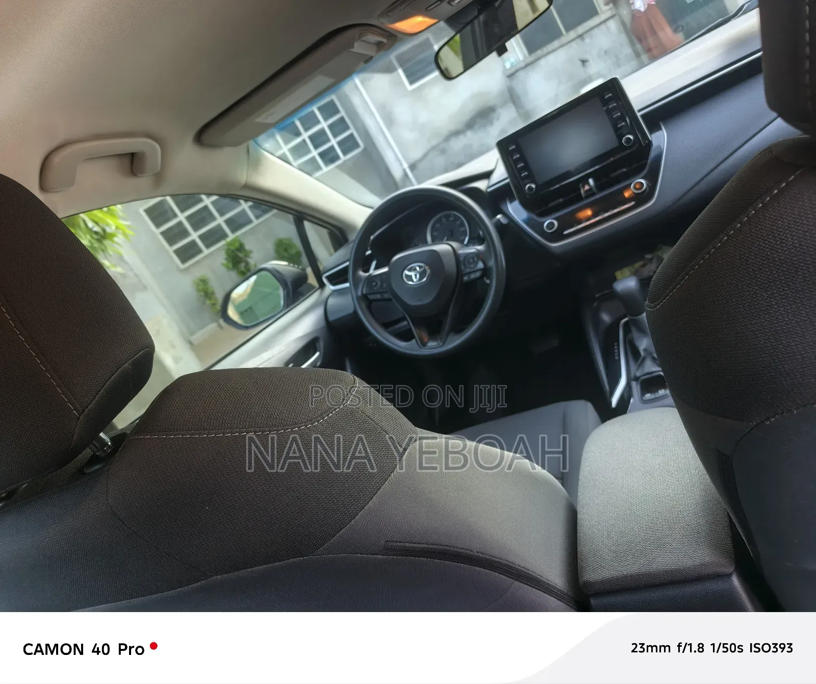 Toyota Corolla LE 2020 Black