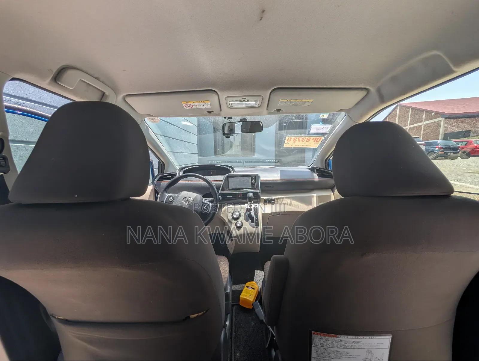 Toyota Sienta 1.5 Hybrid FWD (6-seater) 2017 Blue