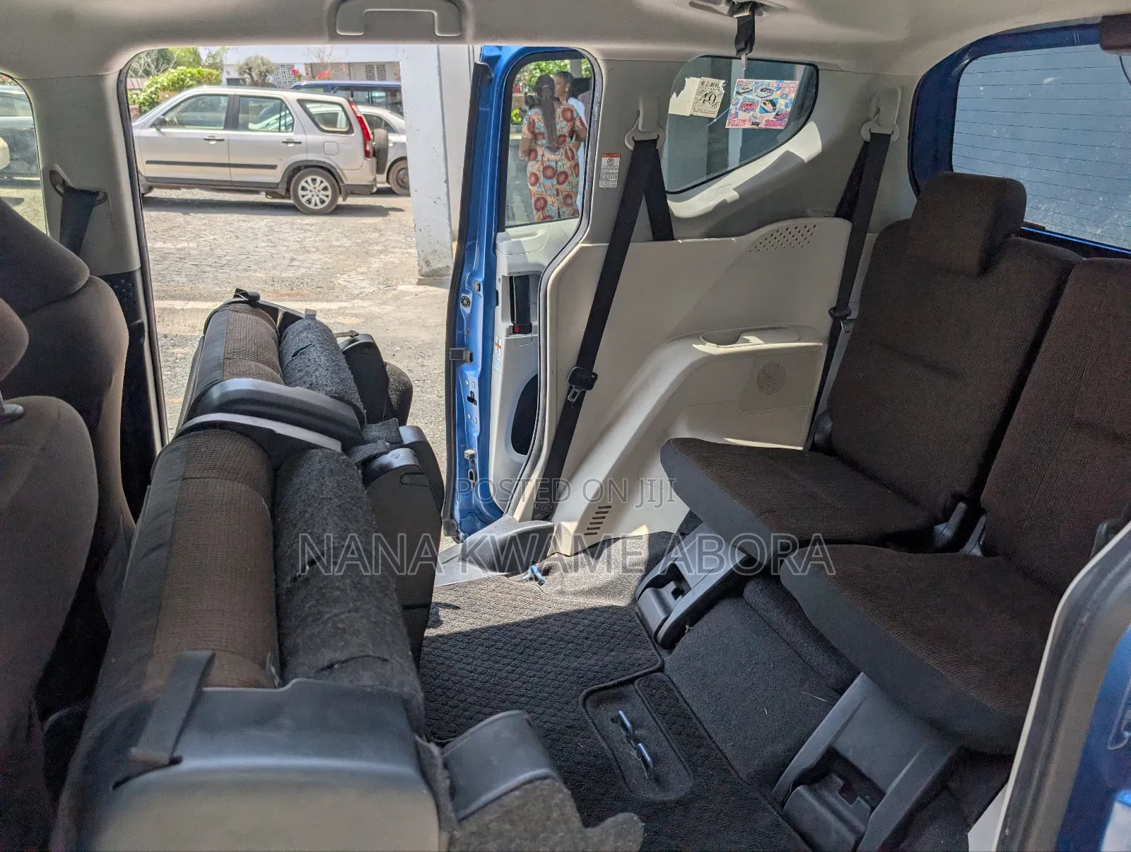 Toyota Sienta 1.5 Hybrid FWD (6-seater) 2017 Blue