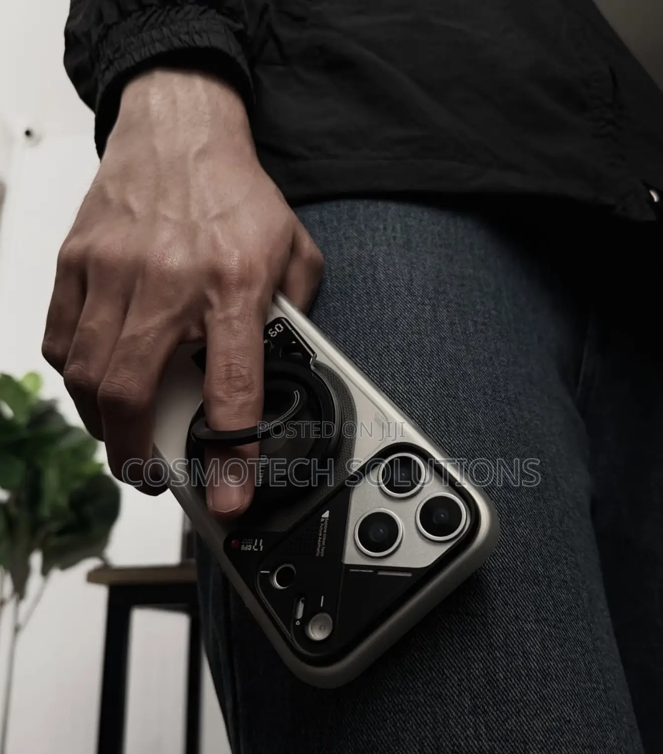Aulumu iPhone A17 Cases
