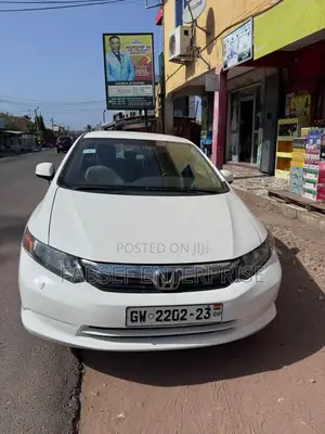 Honda Civic 2012 White