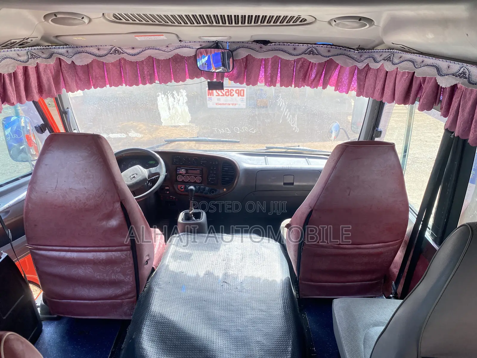 Hyundai County 2015 Orange