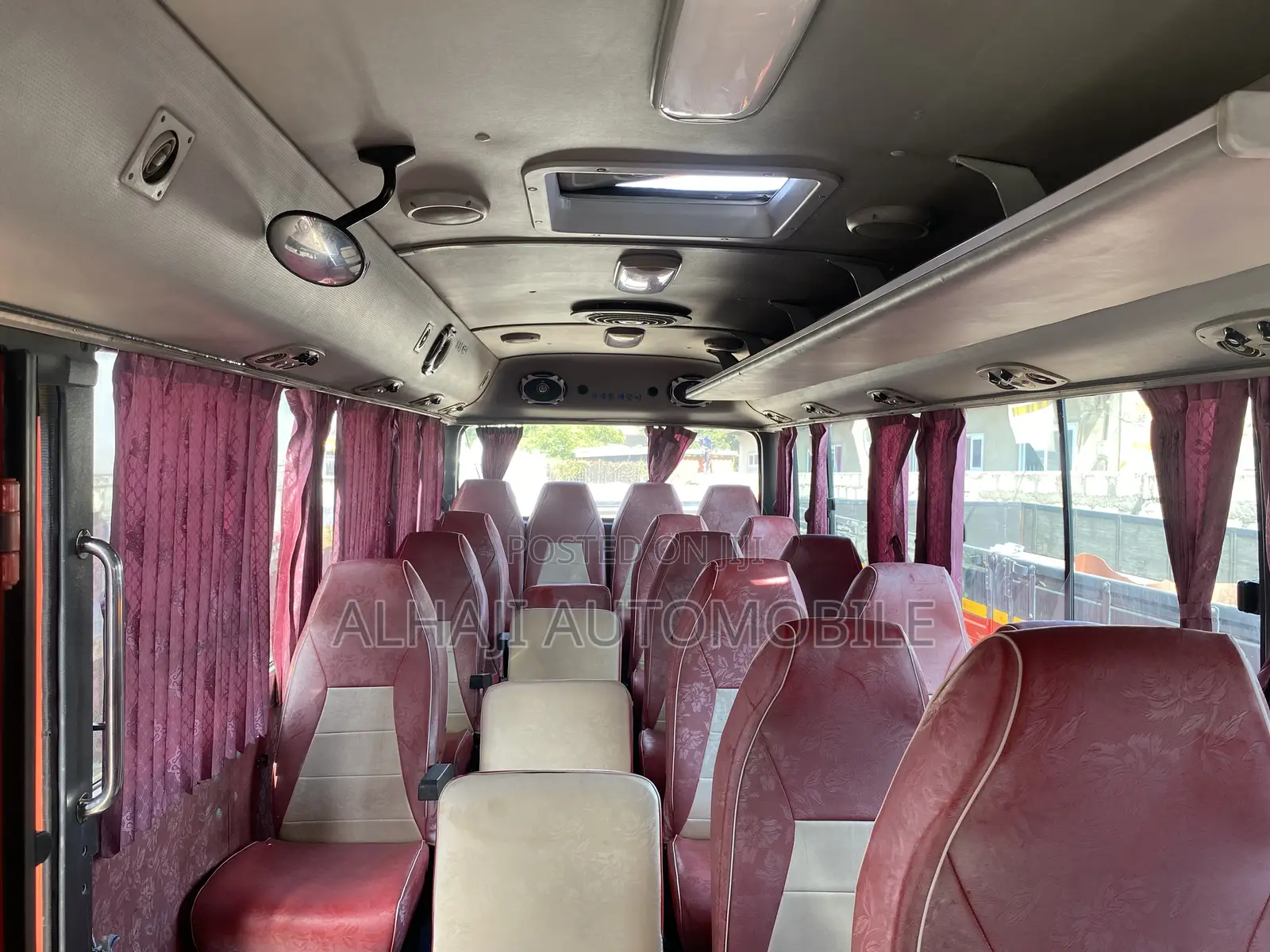 Hyundai County 2015 Orange