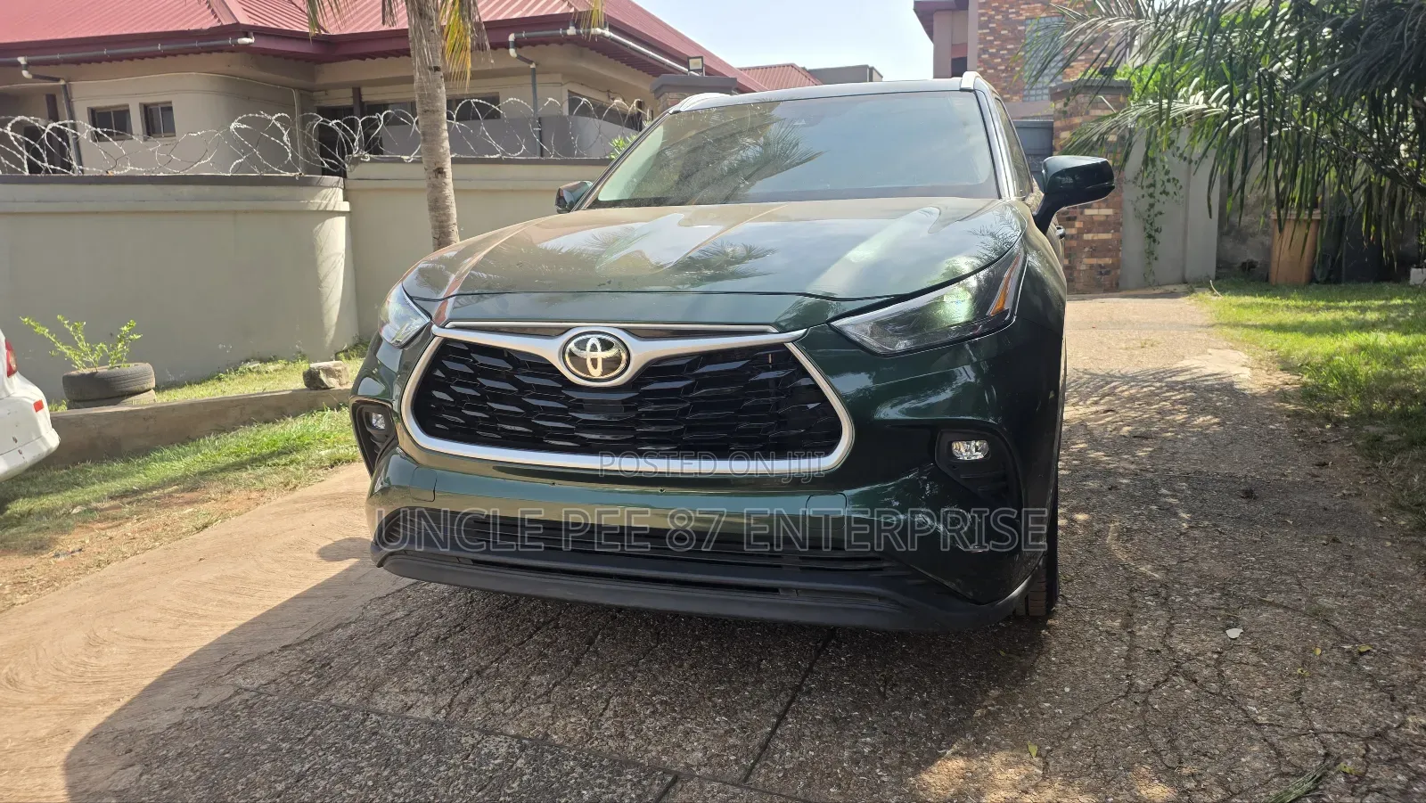 Toyota Highlander XLE AWD 2023 Green