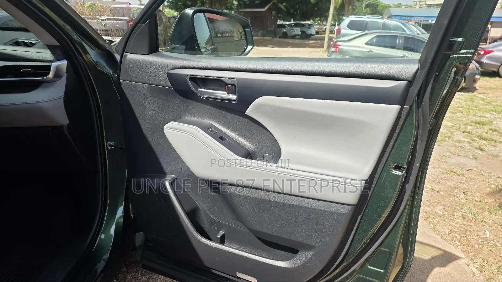 Toyota Highlander XLE AWD 2023 Green