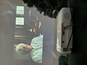 Epson Projector Eb S31 in a Good Condition Quality Display