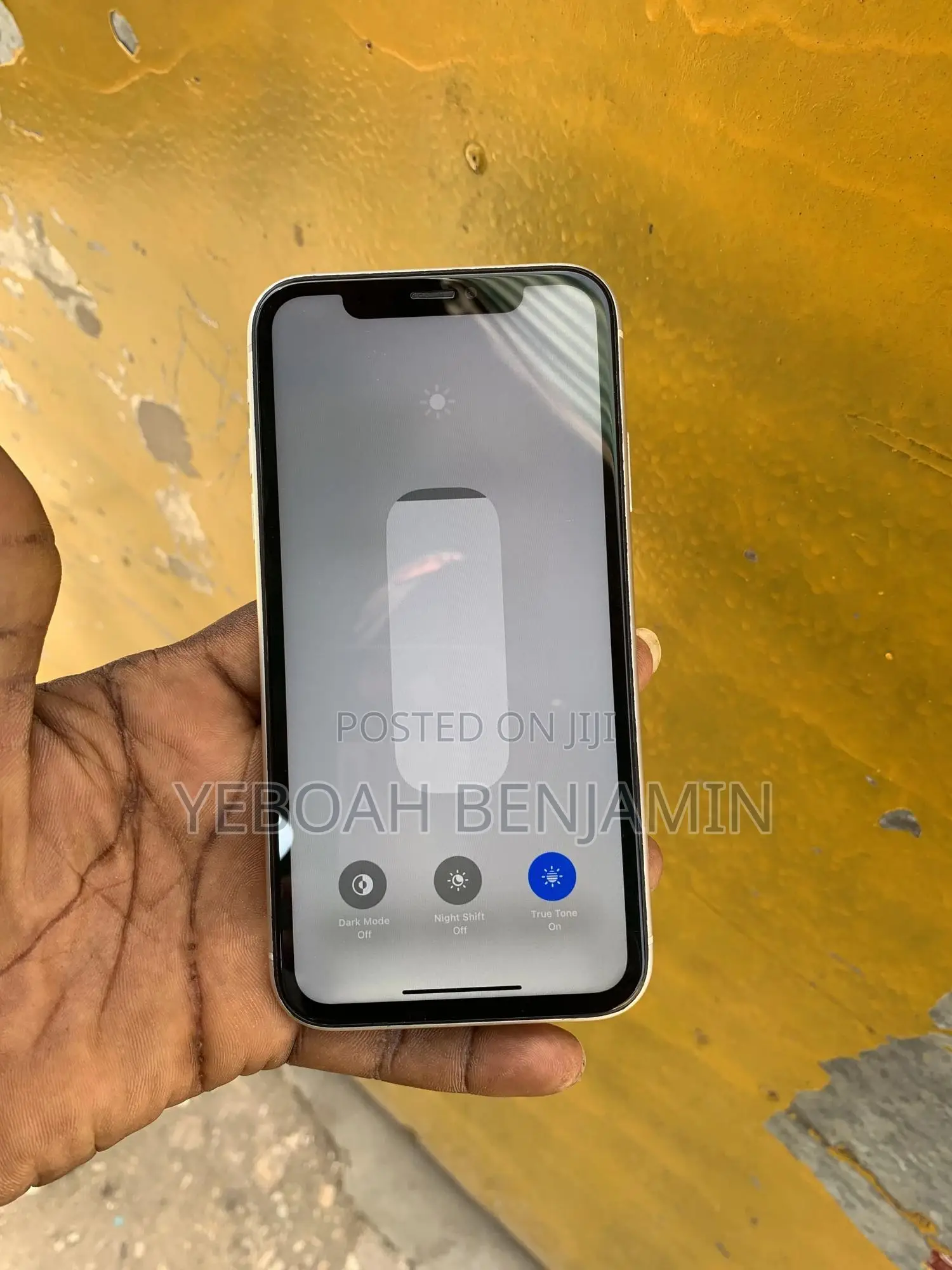 Apple iPhone XR 128 GB White