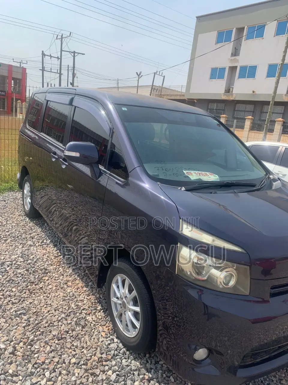 Toyota Voxy 2012 Blue