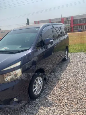 Toyota Voxy 2012 Blue
