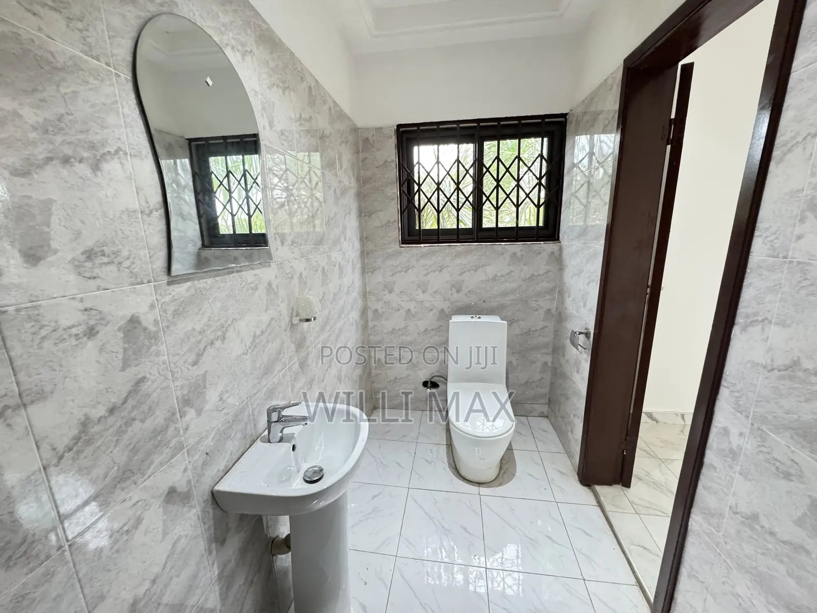 3bdrm Townhouse / Terrace in Oyarifa for rent