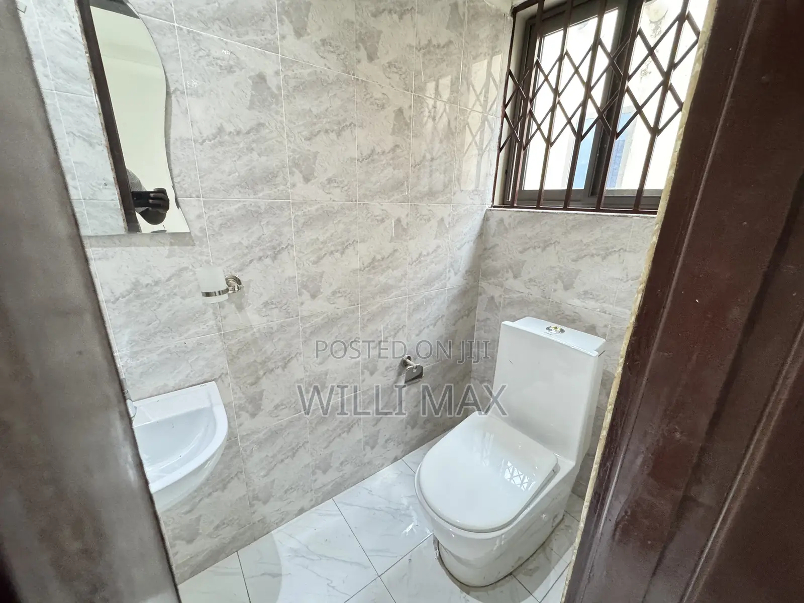 3bdrm Townhouse / Terrace in Oyarifa for rent