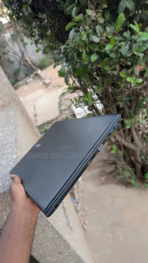 New Laptop Acer TravelMate P255 M 8GB Intel Core i5 SSD 256GB