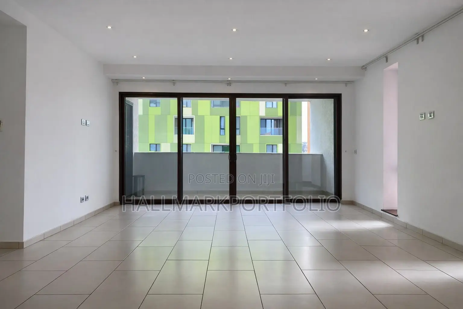 2bdrm Apartment in Villagio, Airport Residential Area for rent