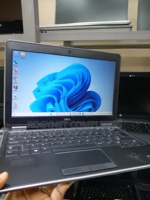 Laptop Dell Latitude E7240 8GB Intel Core i5 SSD 128GB