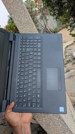 Laptop Lenovo V110 8GB Intel Core i5 SSD 256GB